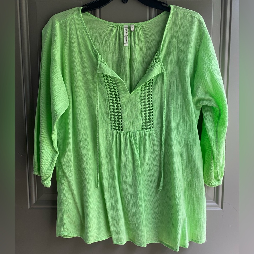 Grand & Greene Gauzy Embroidered 3/4 Sleeve Blouse size Large